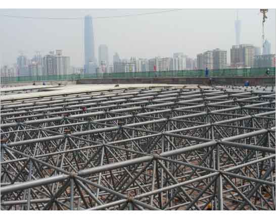 巩义新建铁路干线广州调度网架工程